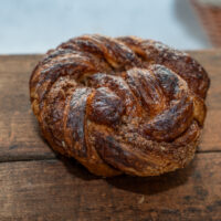 Watterlot boulangerie pâtisserie Saint Valéry sur Somme roulé à la cannelle viennoiserie