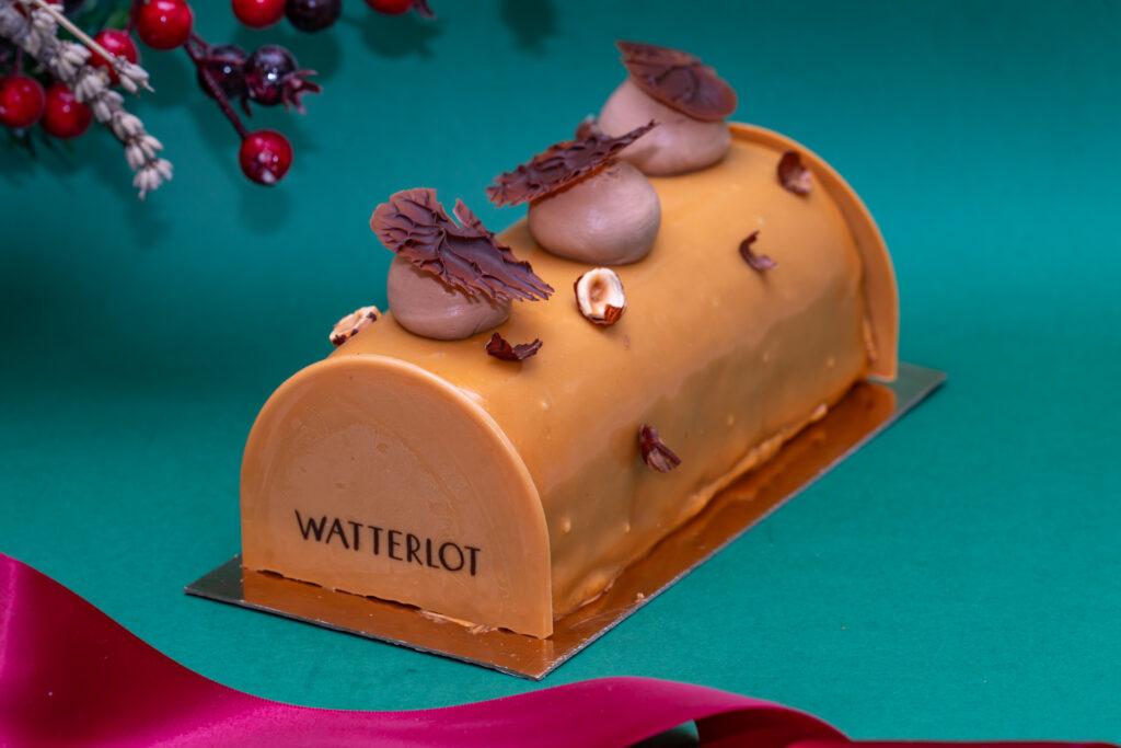 Watterlot Boulangerie Patisserie Saint Valery sur somme Bûche Elora noel 2024 Noisette/Poivre Timut